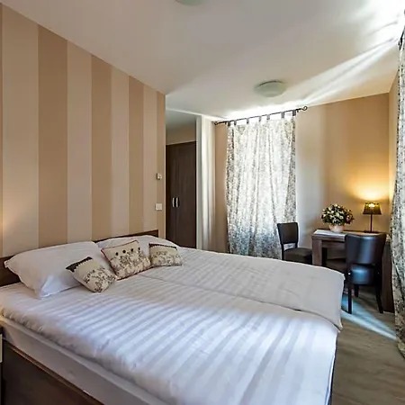 Hotel Pri Mostu 3*