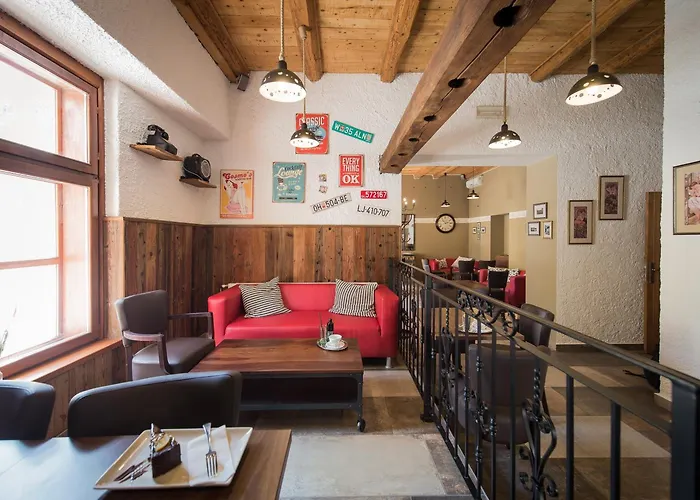 프리 모스투 호텔