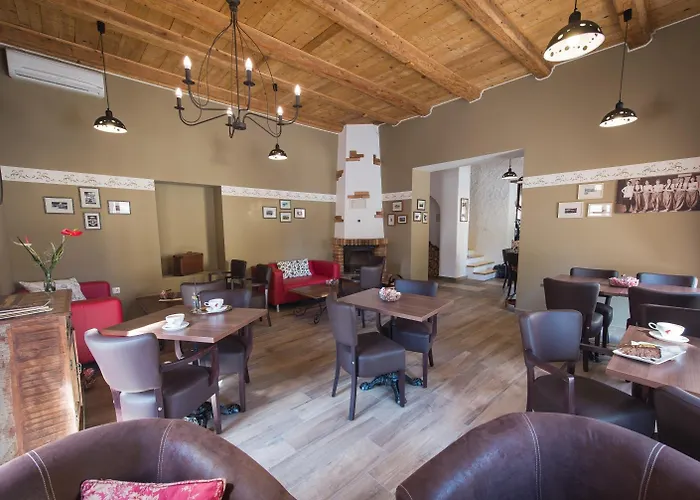 프리 모스투 호텔